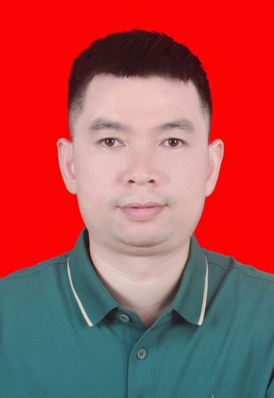 党总支副书记-罗小青