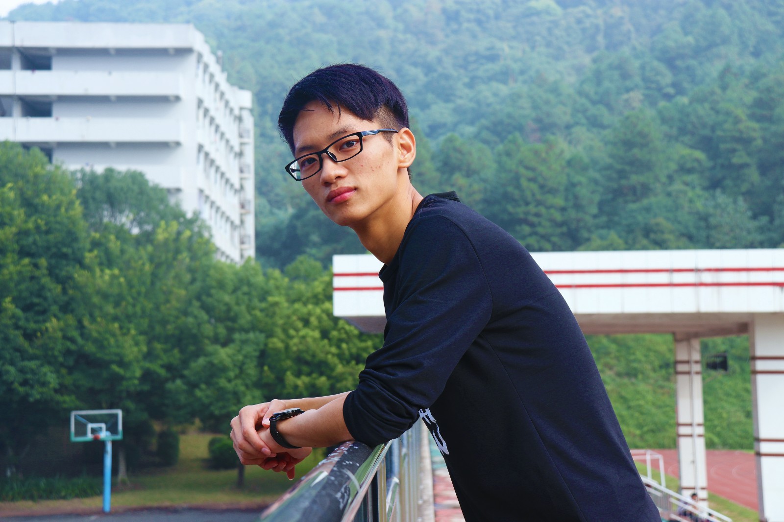 周高兴.JPG
